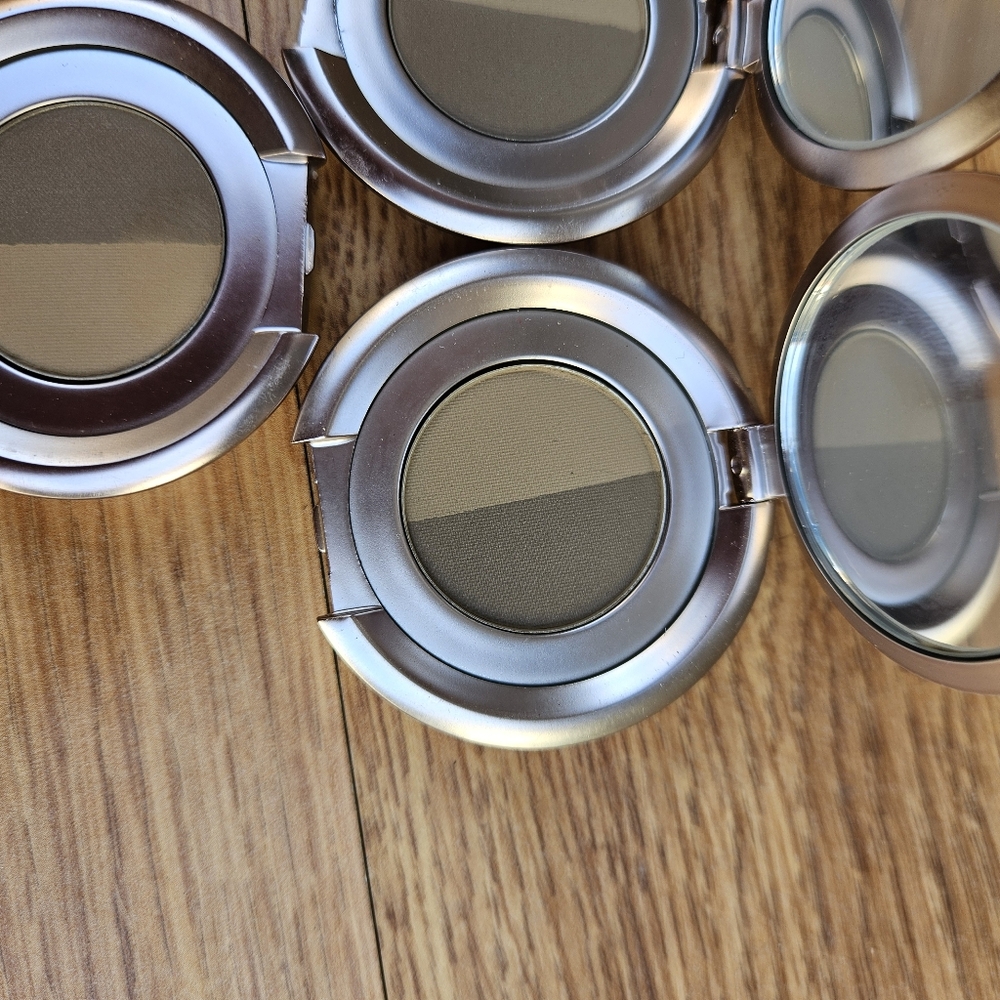 Anastasia Beverly Hills Medium Ash/ Medium Brown - Picture 14 of 16